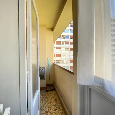 Apartment Cosy, Spacieux Avec 3 Et Espaces De Travail - Pres Bas