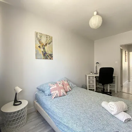 Apartment Cosy, Spacieux Avec 3 Et Espaces De Travail - Pres Bas