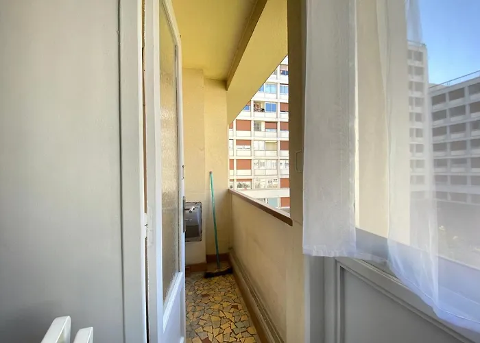 Lägenhet Cosy, Spacieux Avec 3 Et Espaces De Travail - Pres Bas